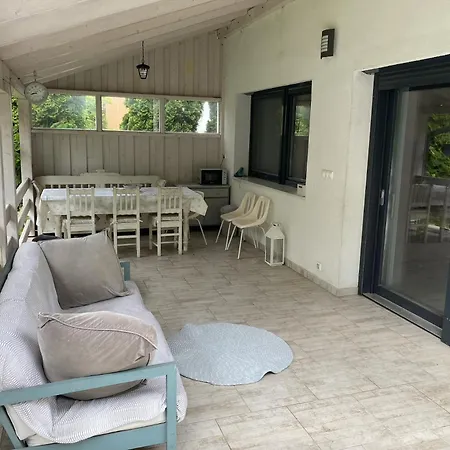 別荘 Malania Vendeghaz *