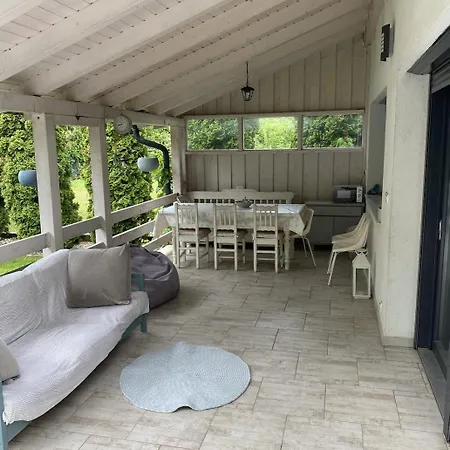 Malania Vendeghaz Ferienhaus *