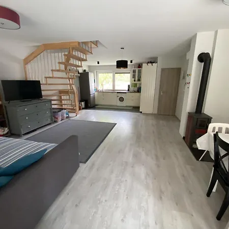 別荘 Malania Vendeghaz *