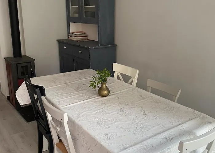 Malania Vendeghaz בית נופש